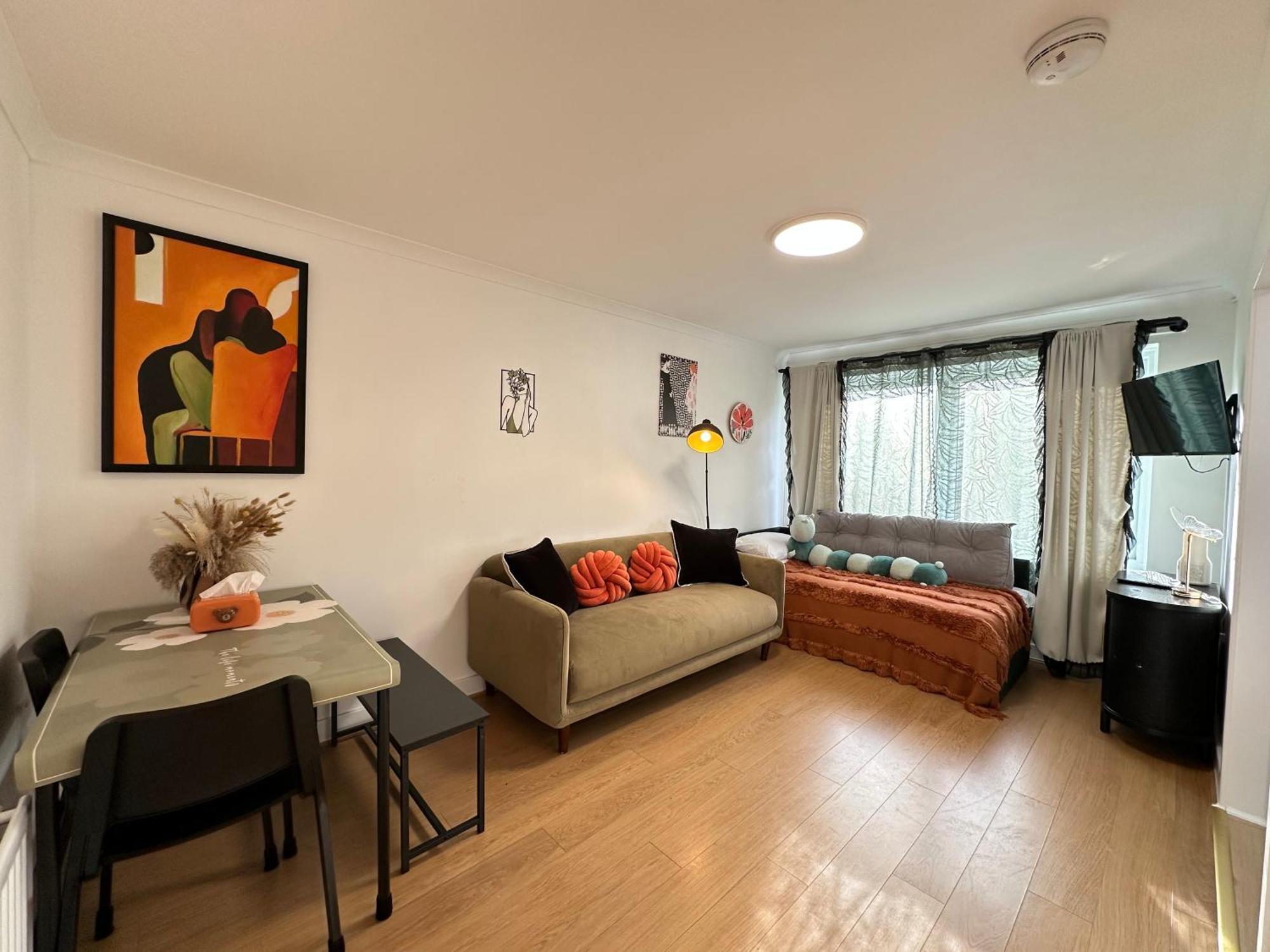 Stylish One Bedroom Apartment, Edinburgh